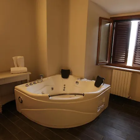Le Macine Hotell 3*